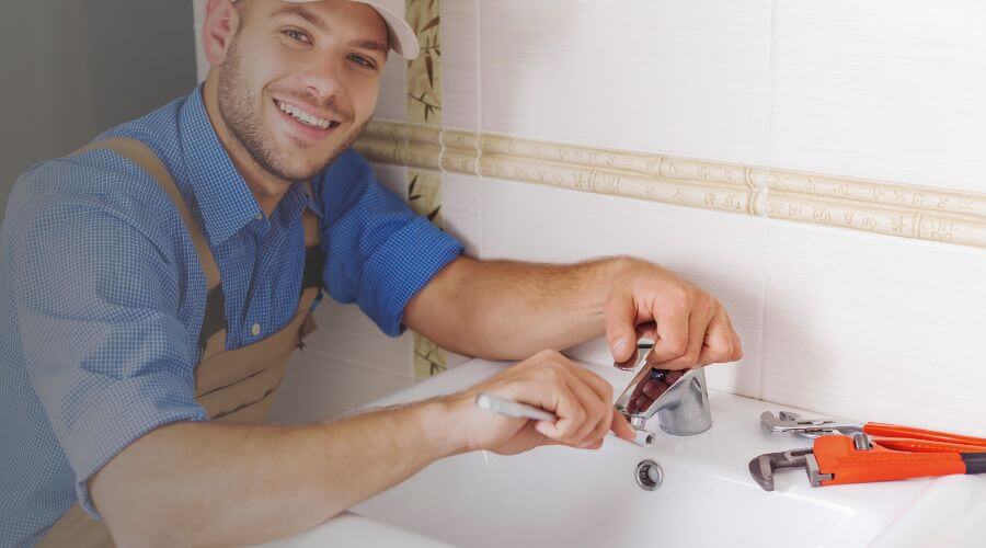Professional clogged drains services in De Soto, IA